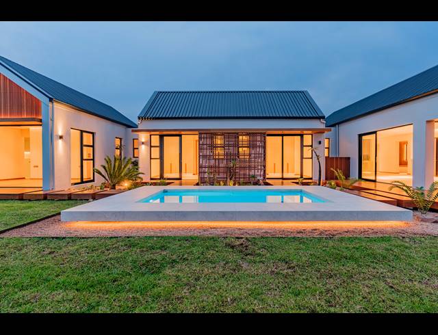 4 BEDROOM FREESTANDING FOR SALE IN SPRINGVALE COUNTRY ESTATE